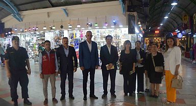 Kaymakam Aksoy kapalı çarşı esnafını tütüne karşı uyardı