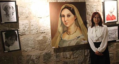 Kayseri Güzel Sanatlar Lisesi Öğrencileri Eserlerini Sergiledi