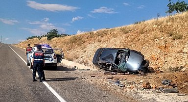 Kazada ağır yaralanan sürücü hayatını kaybetti