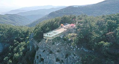 Kazdağları'nda Cam Seyir Terası'nın yolu tamamlandı