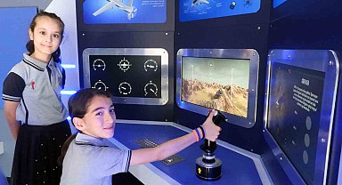 Kepez'in Mobil Bilim Tırı okullarda