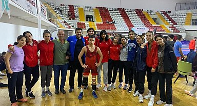 Kepezli güreşçi Türkiye şampiyonu