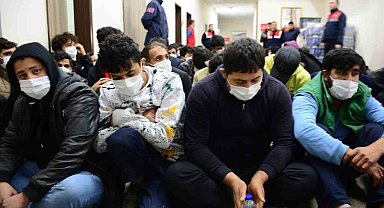 Kocaeli'de 32 düzensiz göçmen sınır dışı edildi