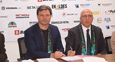 Kocaelispor, teknik direktör Ertuğrul Sağlam ile 2 yıllık sözleşme imzalandı