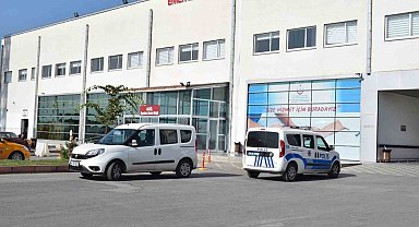 Kontrolden çıkan motosiklet kaza yaptı: 2 yaralı