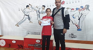 Körfezli Leylanur karate şampiyonasında Türkiye üçüncüsü oldu