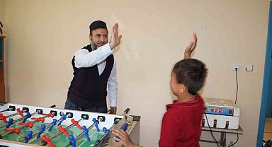 Köy imamından çocukların cami ve namazı sevmesi için örnek proje