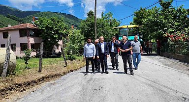 Köy yollarına sıcak asfalt