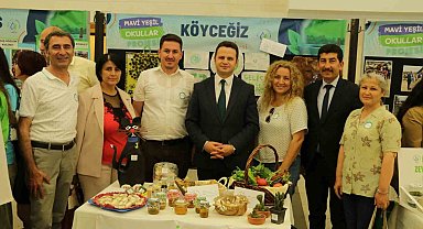 Köyceğiz'de 4 okul 'Çevre Dostu Okul Levhası' aldı