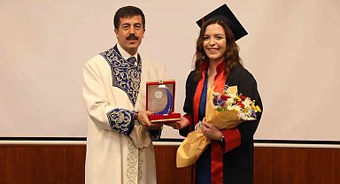 KSBÜ Diş Hekimliği Fakültesinde ilk mezuniyet coşkusu yaşandı