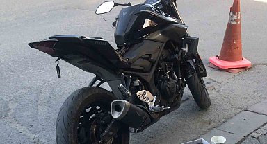 Küçükçekmece'de bir vatandaşın yeni aldığı motosiklet 2 şahıs tarafından çalındı