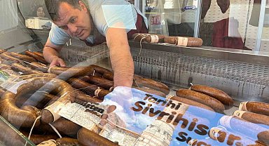 Kurban etini değerlendirmenin en lezzetli yolu; tescilli Sivrihisar Dövme Sucuğu