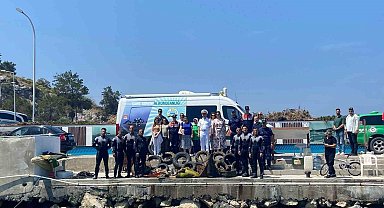 Kuşadası'nda dip temizliği