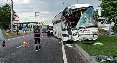 Kütahya Tavşanlı'da işçi servisleri çarpıştı: 11 yaralı