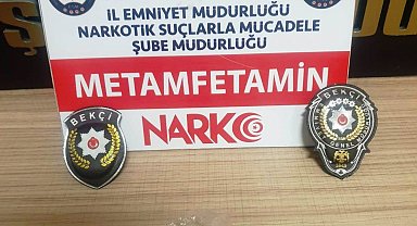 Kütahya'da 4 ayrı suçtan aranan şahıs uyuşturucu madde ile yakalandı