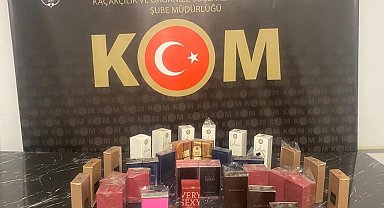 Kütahya'da bir araçta 36 adet kaçak parfüm ele geçirildi