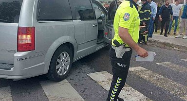 Kütahya'da otomobiller çarpıştı: 2 yaralı