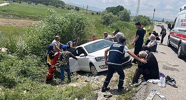 Kütahya'da trafik kazası: 2 ölü, 4 yaralı