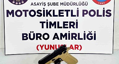 Kütahya'da Yunus Timleri ruhsatsız tabanca ele geçirdi