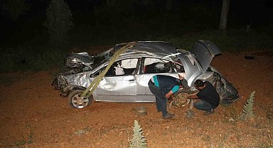 Lastiği patlayan otomobil takla attı: 5 yaralı