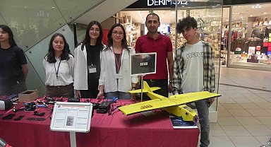 Liseli öğrencilerin Robotik ve Kodlama Sergisi