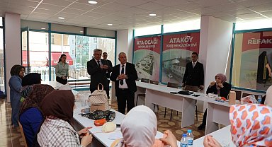 Mahalle kreşlerinde anneler el sanatlarını, çocuklar da eğitimlerini geliştiriyor