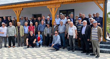 Mahmudiye ilçesinde 'Yaşlılara Vefa' örnek davranışı