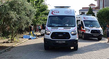 Manisa'da korkunç cinayet: Önce eski eşini sonra kendini vurdu