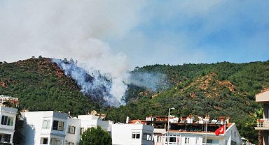 Marmaris'teki yangına müdahale sürüyor
