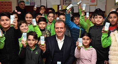 Mersin Büyükşehir Belediyesi yaklaşık 4.5 milyon kutu süt dağıttı