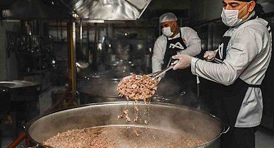 Mersin Büyükşehir Belediyesinden ihtiyaç sahipleri için kurban bağışı kampanyası