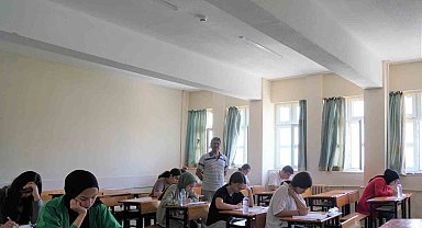 Mersin Erdemli'de YKS Provası