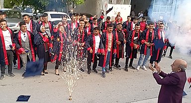 Mesleki Eğitim'de mezuniyet coşkusu