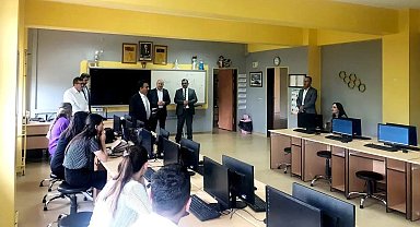 Mesleki gelişim seminerleri devam ediyor