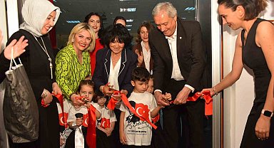 Minik öğrencilerin yılsonu sergisi büyük beğeni topladı