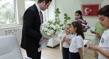 Minik yazarlar, Milli Eğitim Müdürü Çay ile buluştu