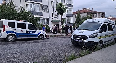 Misafir kaldığı evde ölü bulundu