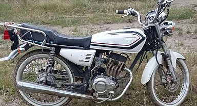 Motosiklet hırsızı suçüstü yakalandı