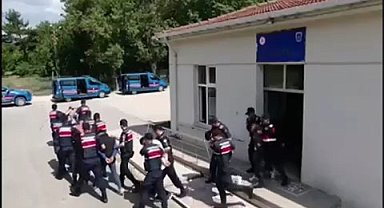 Motosiklet hırsızları yakalandı