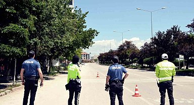Motosiklet, traktör ve servis araçlarına yönelik polis denetimi