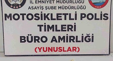 Motosikletli şahsın üzerinde uyuşturucu bulundu