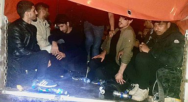 Muğla'da 41 göçmen ile iki organizatör yakalandı