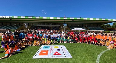 Muğla'da Geleneksel Çocuk Oyunları Şenliği düzenlendi