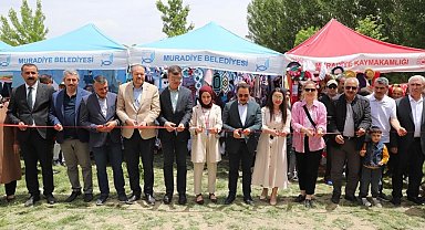 Muradiye'de yılsonu sergisi