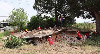 NAFAD'ın tatbikatı nefes kesti