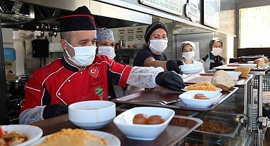 Nazilli Uğur Mumcu Parkı'nda Büyükşehir Belediyesi Park Kafe hizmete açılıyor