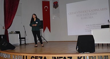 NEVÜ'den 'Kadınların Ruh Sağlığının Korunması' konulu konferans