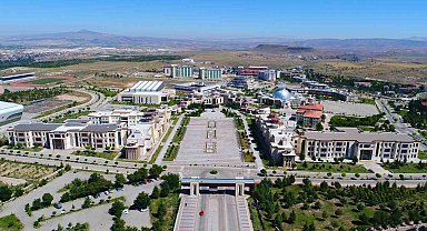 NEVÜ'lü öğrencilere çevrim içi sınav duyurusu