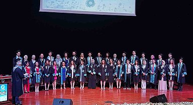 Niğde Ömer Halisdemir Üniversitesi Tıp Fakültesi ilk mezunlarını verdi