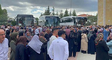Niğde'de 160 hacı dualarla uğurlandı